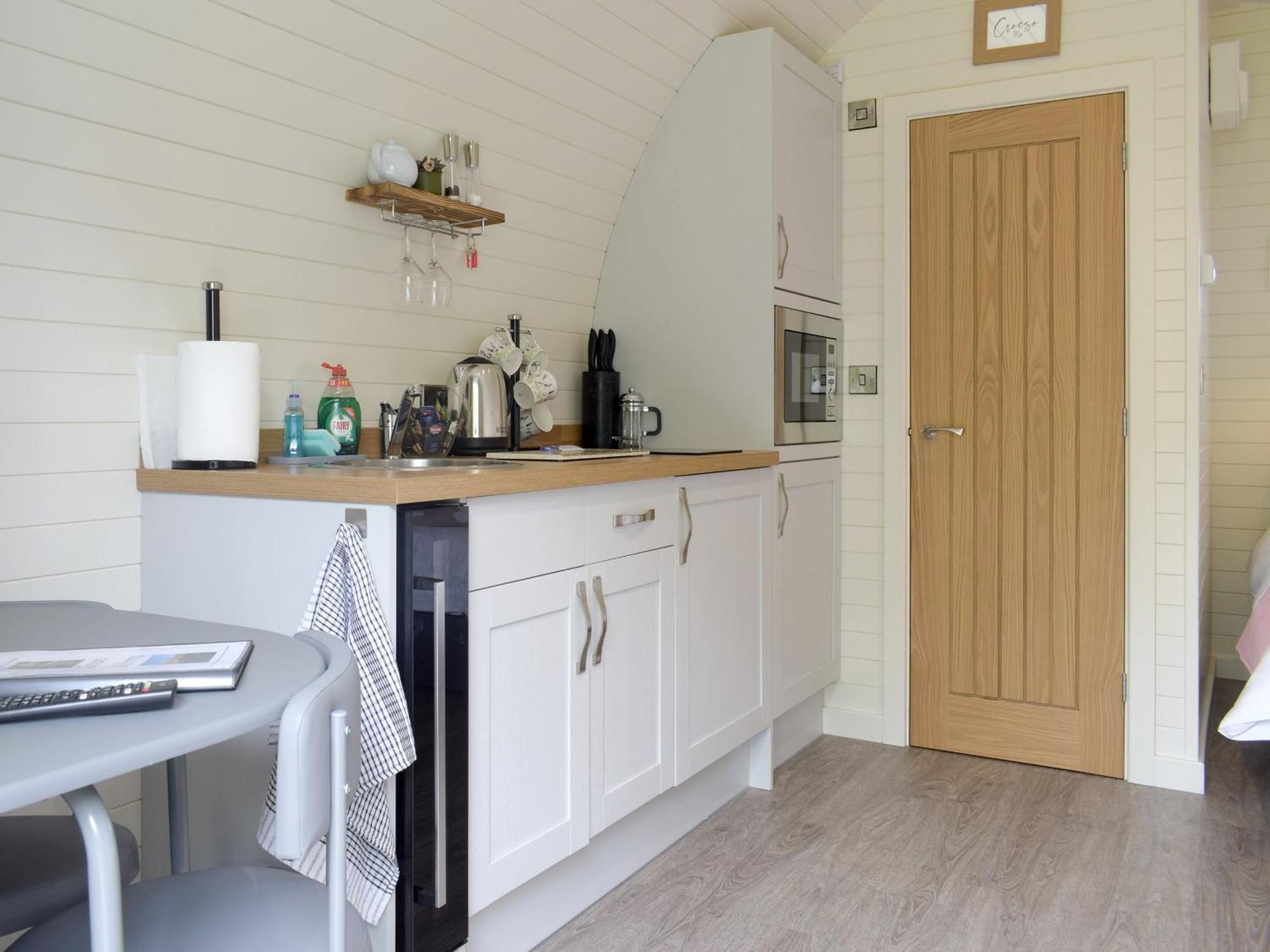 Cain Pod Vip Villa Llanfyllin Exterior photo